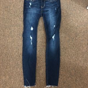 00 23w 28L hollister destroyed skinny jeans - NEW